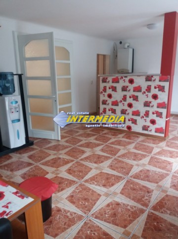 spatiu-comercial-de-vanzare-70-mp-alba-iulia-zona-cetate-goldis-7